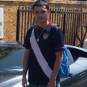 Meet your Posher, Robert